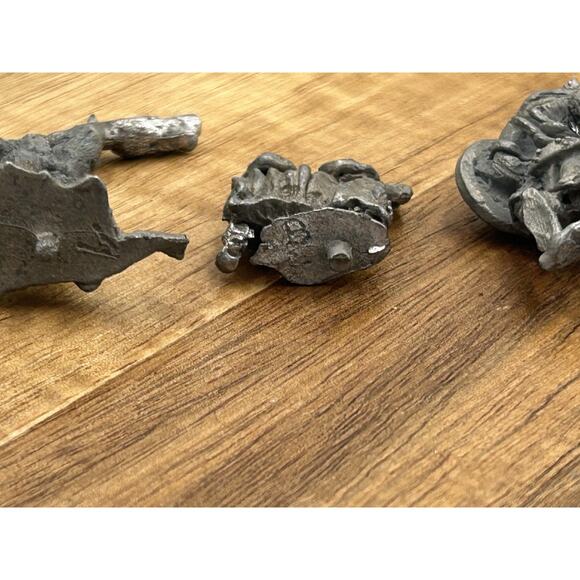 Vintage 1982 Wizards & Lizards Fantascene Knight Slaying Dragon Lead Figures Set - Picture 14 of 16